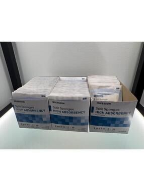 McKesson Split Sponges 2x2 Sterile High Absorbency 6-Ply Gauze Dressing 90 Pack